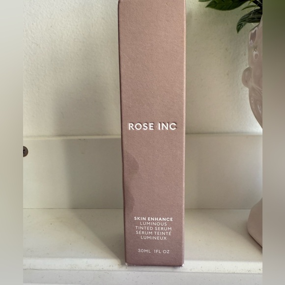 Rose Inc: 30 Skin Enhance Tinted Serum - Picture 4 of 10